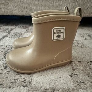 Toddler Tan Rainboots